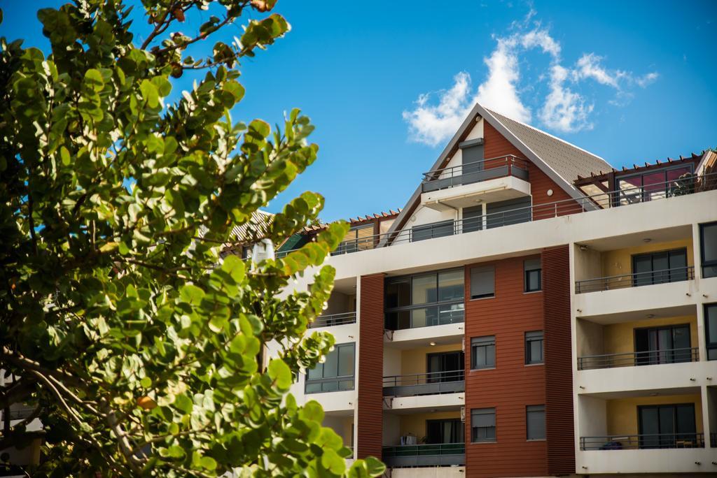 Appartement Le Paille En Queue Saint Pierre Exterior photo